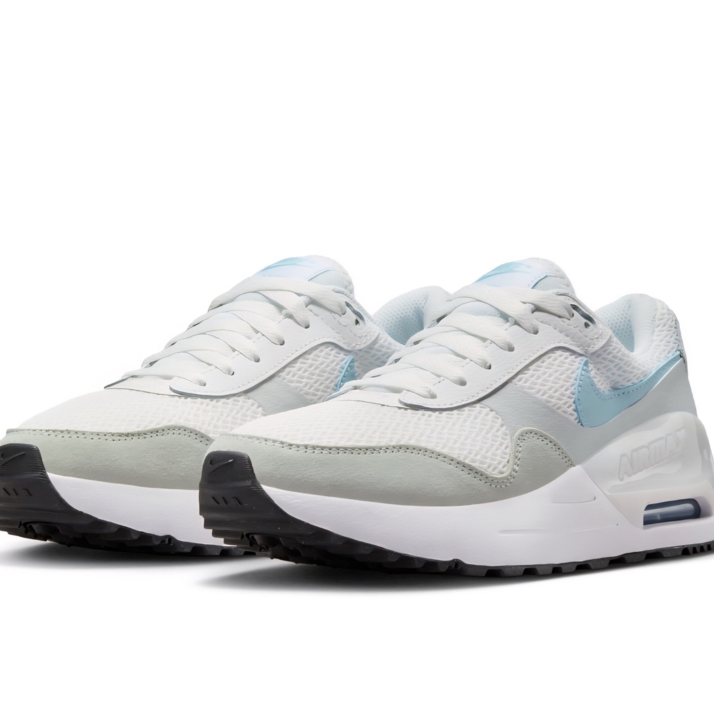 NEW Nike AirMax Women's White and Light Blue Sneakers